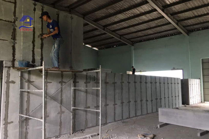 nhà xưởng xuống cấp